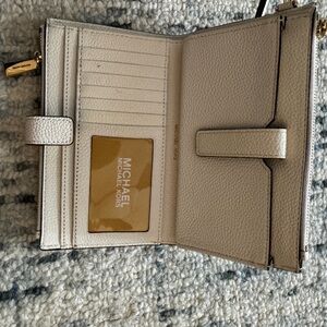Michael Kors Cream Leather Wallet